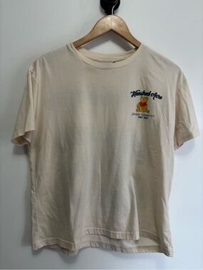 Disney Cream Winnie the Pooh Short-Sleeve Graphic Tee